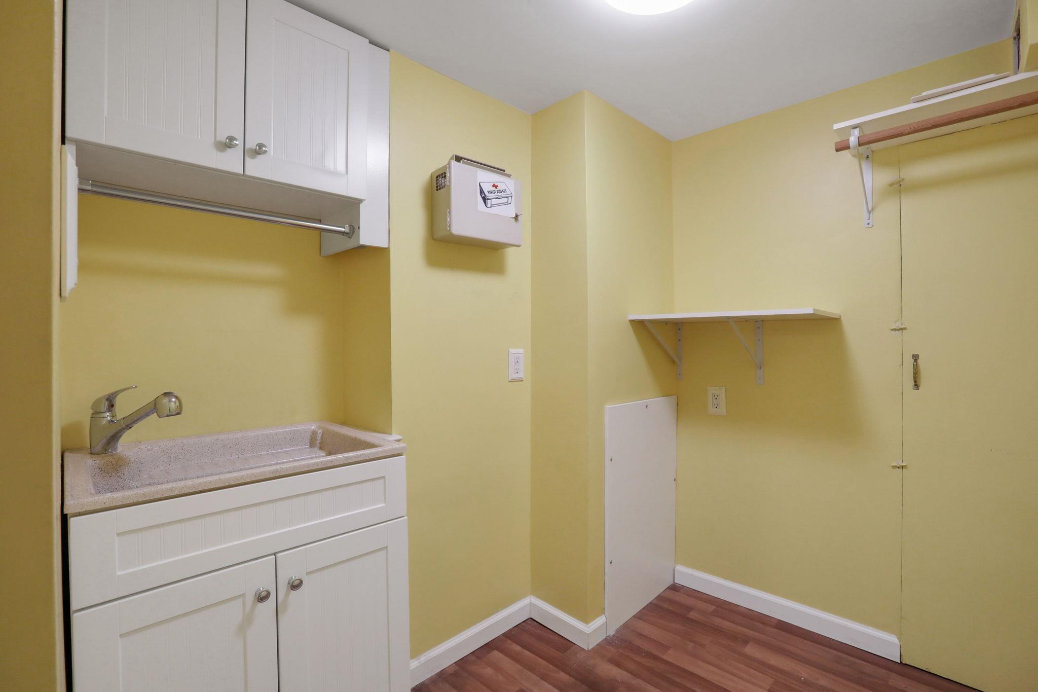 Single Family Albany  Ulster County, NY 12401, MLS-844907-39