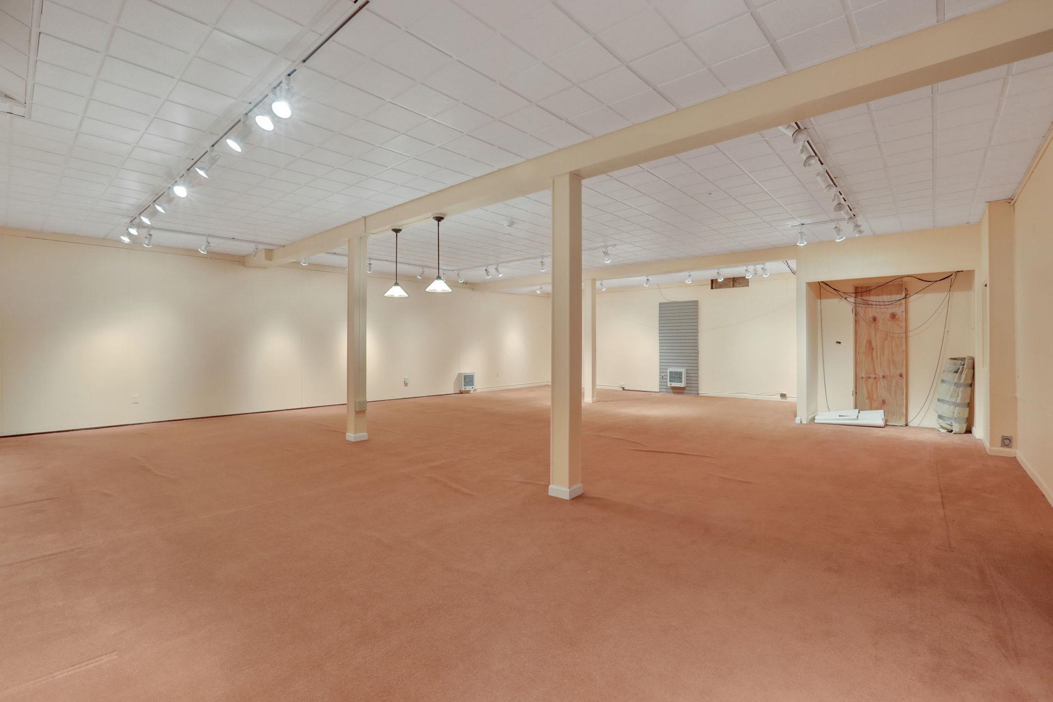 Single Family Albany  Ulster County, NY 12401, MLS-844907-45