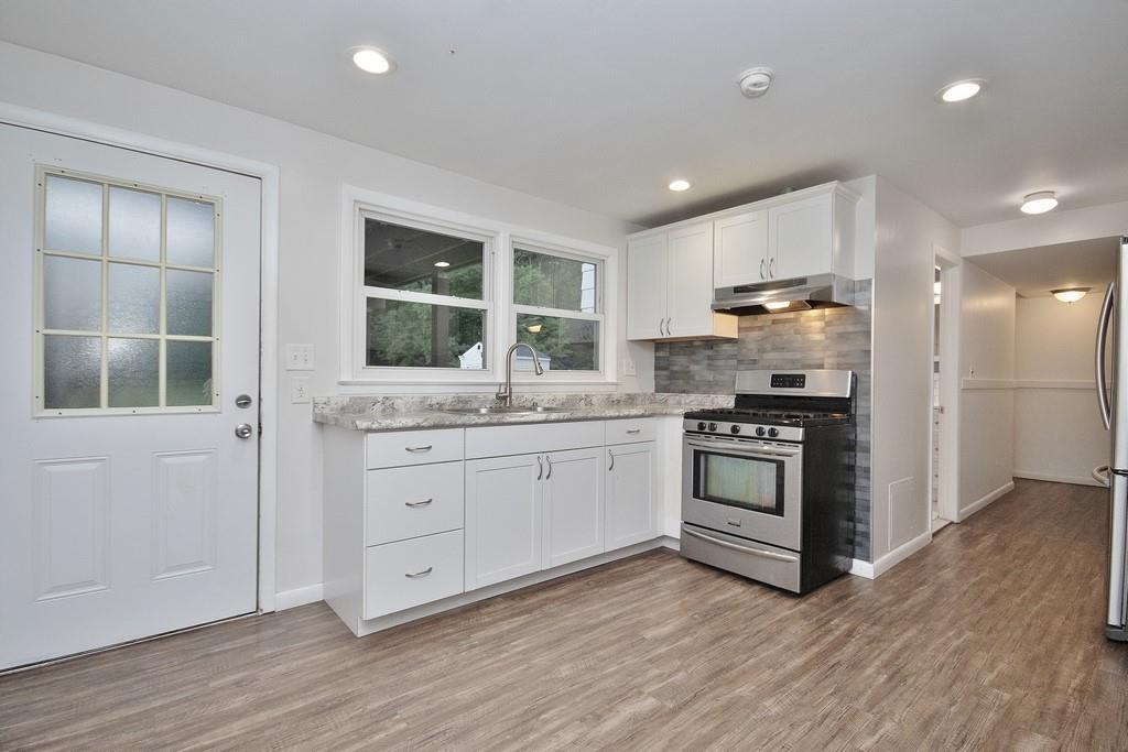 Single Family Glen  Westchester County, NY 10588, MLS-844908-20