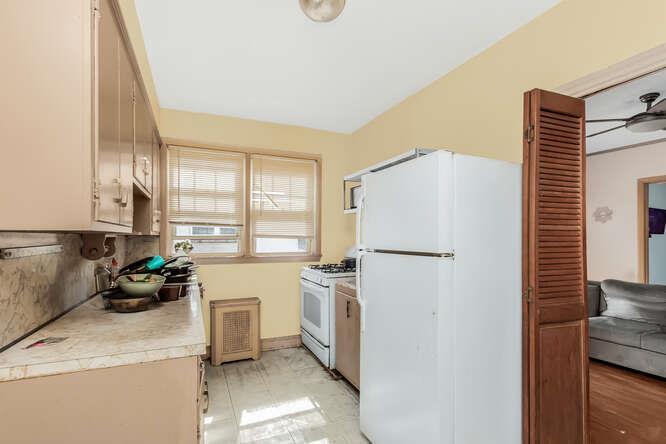 Apartment Alderton  Queens, NY 11374, MLS-844912-6