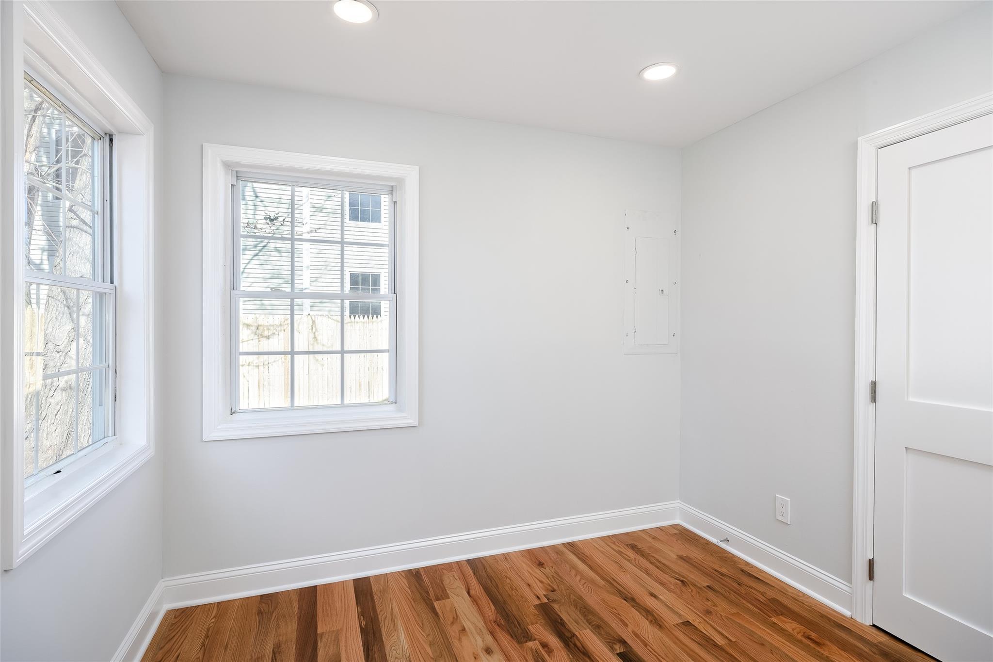 Single Family Doolittle  Suffolk County, NY 11717, MLS-844924-27
