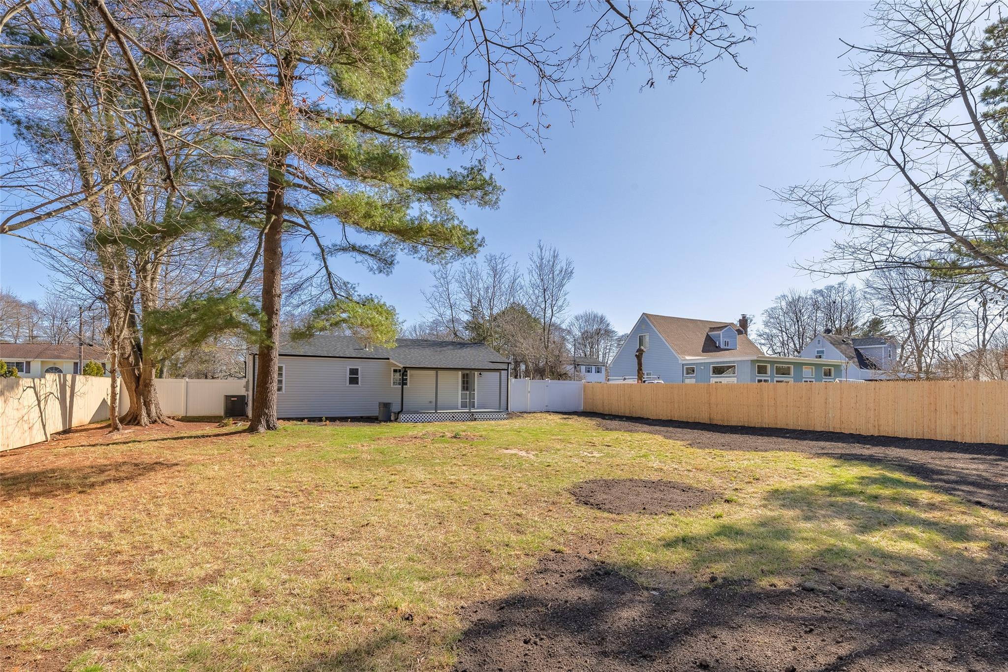 Single Family Doolittle  Suffolk County, NY 11717, MLS-844924-35