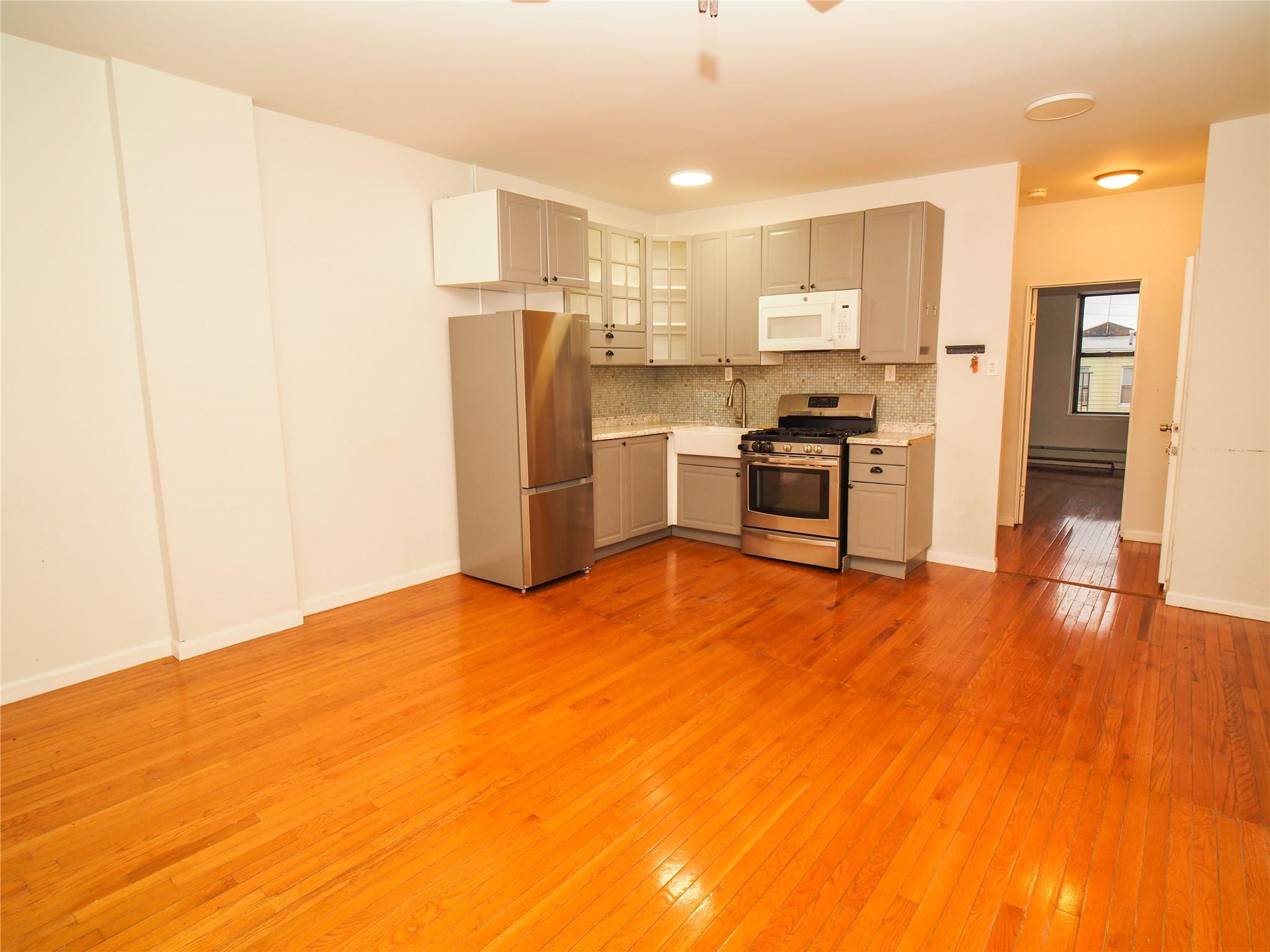 Single Family 82nd  Queens, NY 11373, MLS-844930-5
