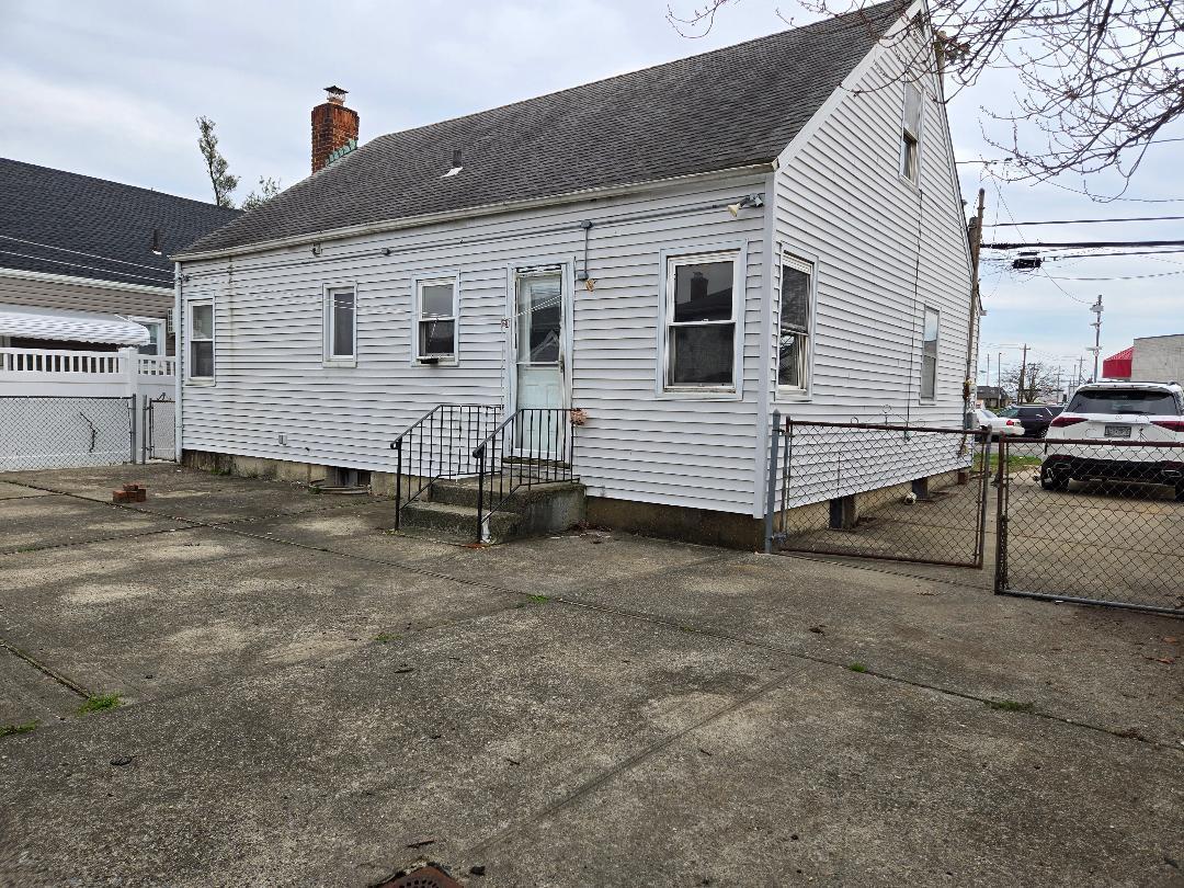 Single Family Westbury  Nassau County, NY 11514, MLS-844935-11