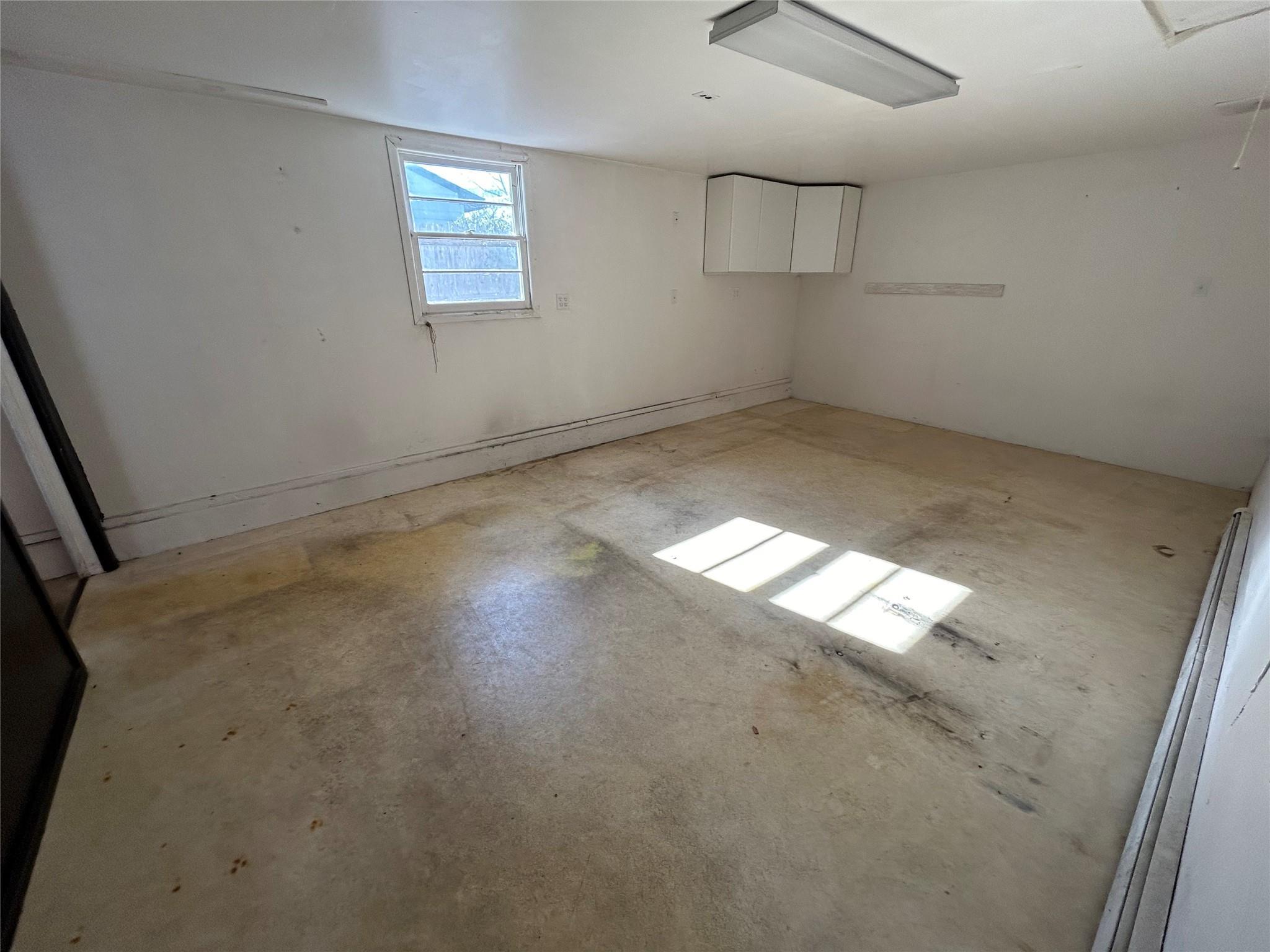 Single Family Woodlawn  Suffolk County, NY 11780, MLS-844936-14