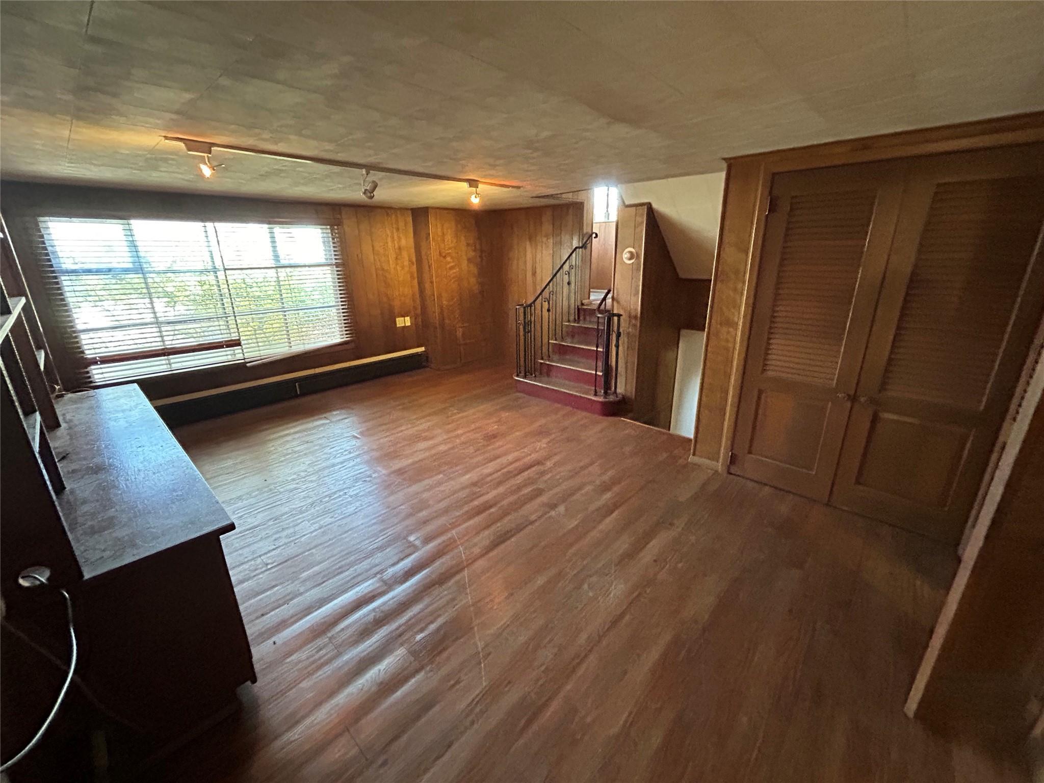 Single Family Woodlawn  Suffolk County, NY 11780, MLS-844936-15