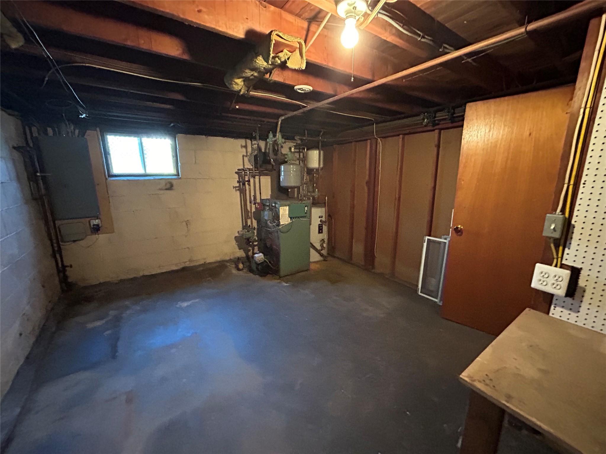 Single Family Woodlawn  Suffolk County, NY 11780, MLS-844936-16