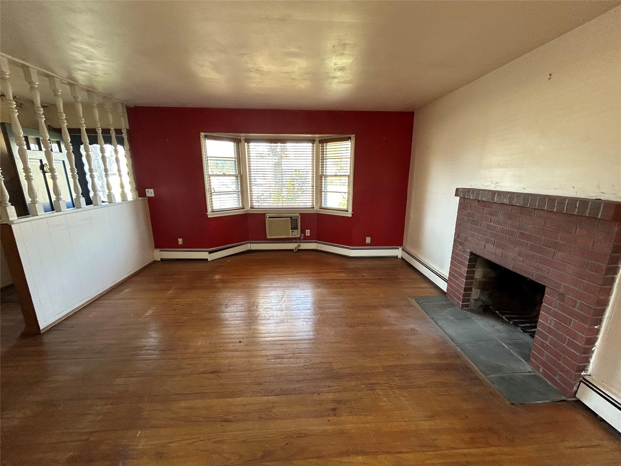 Single Family Woodlawn  Suffolk County, NY 11780, MLS-844936-5