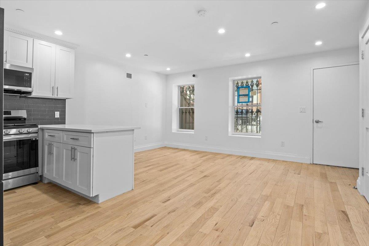 Single Family Arlington  Brooklyn, NY 11216, MLS-844940-20