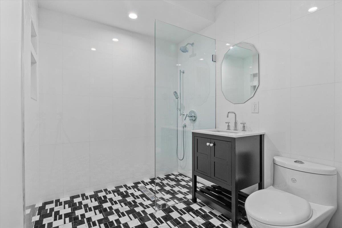 Single Family Arlington  Brooklyn, NY 11216, MLS-844940-22
