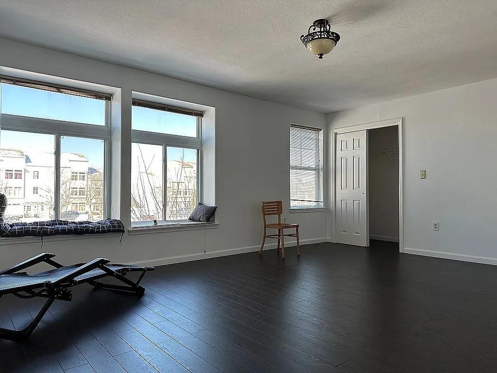 Single Family Commodore  Queens, NY 11692, MLS-844947-28