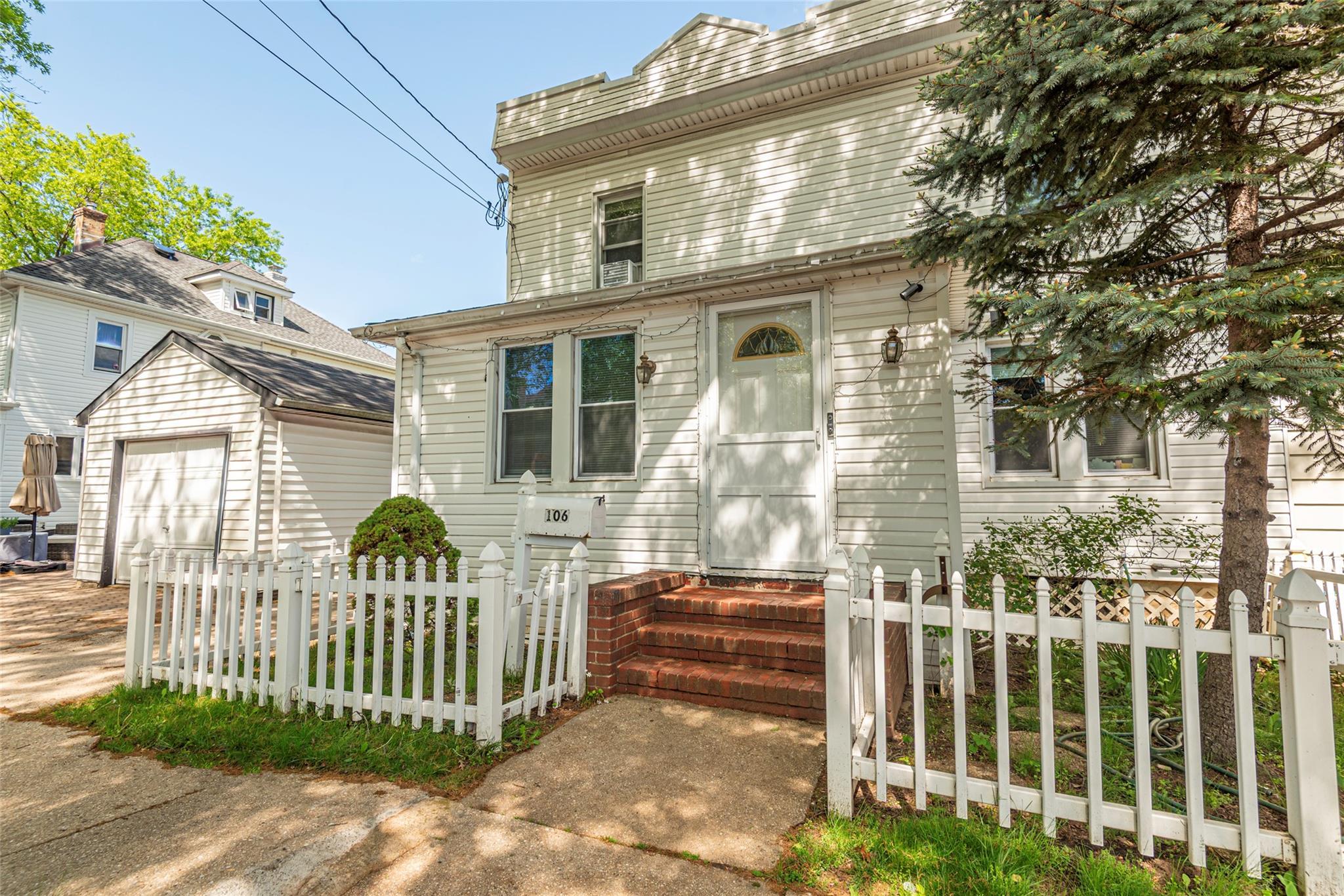 Single Family S.10  Nassau County, NY 11040, MLS-844950-2