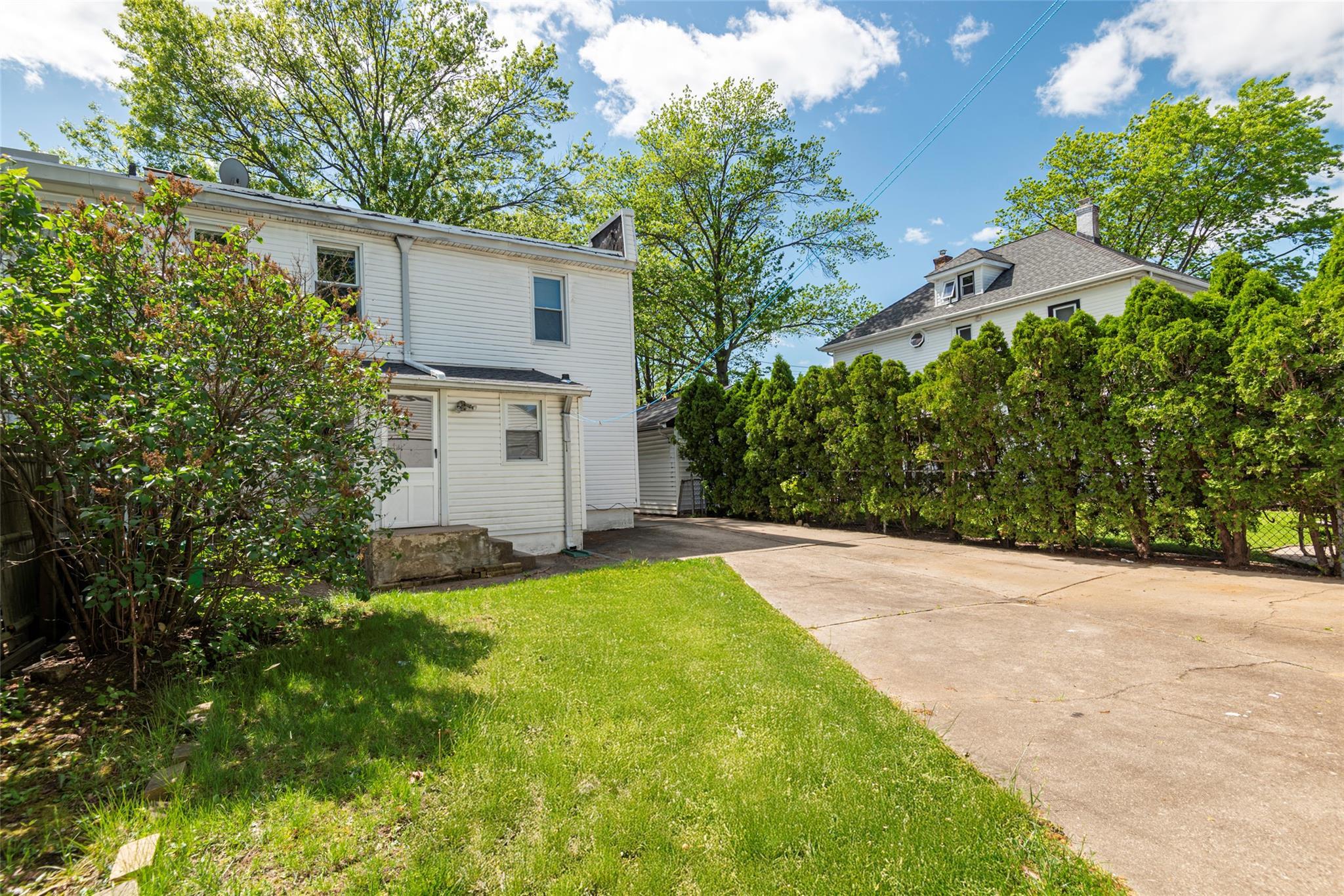Single Family S.10  Nassau County, NY 11040, MLS-844950-35