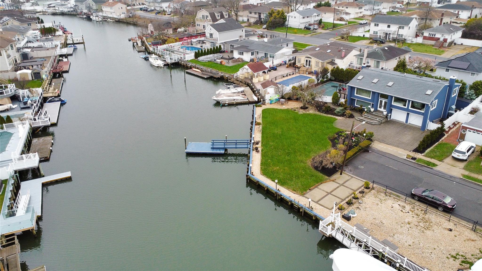 Single Family Elliott  Nassau County, NY 11572, MLS-844961-15