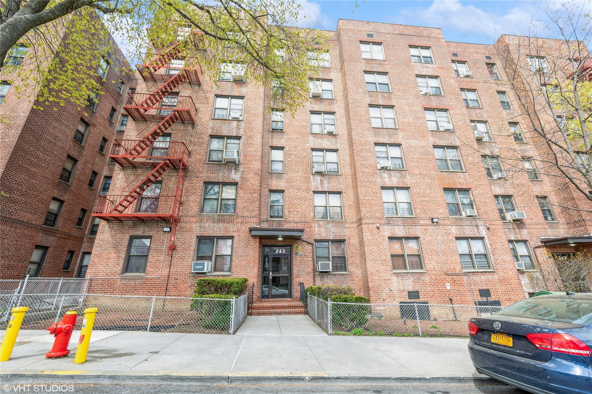 Coop E 231  Bronx, NY 10466, MLS-844962-16