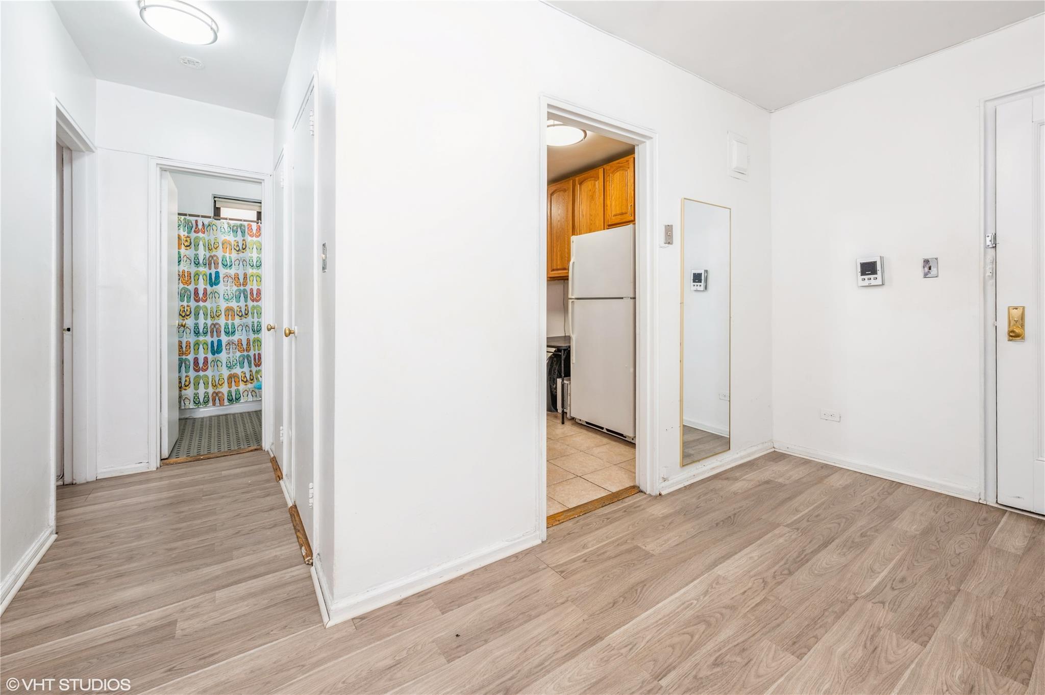 Coop E 231  Bronx, NY 10466, MLS-844962-4