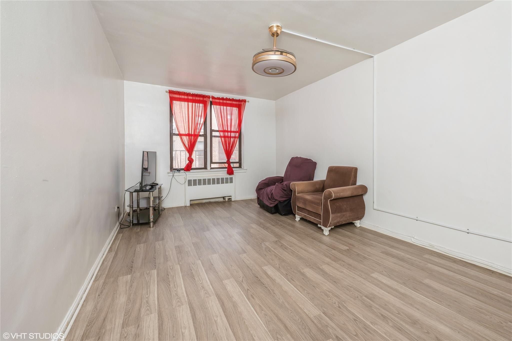 Coop E 231  Bronx, NY 10466, MLS-844962-8