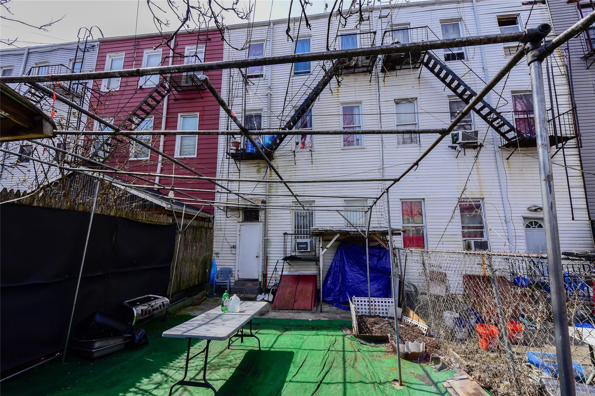 Single Family Crescent  Brooklyn, NY 11208, MLS-844973-19
