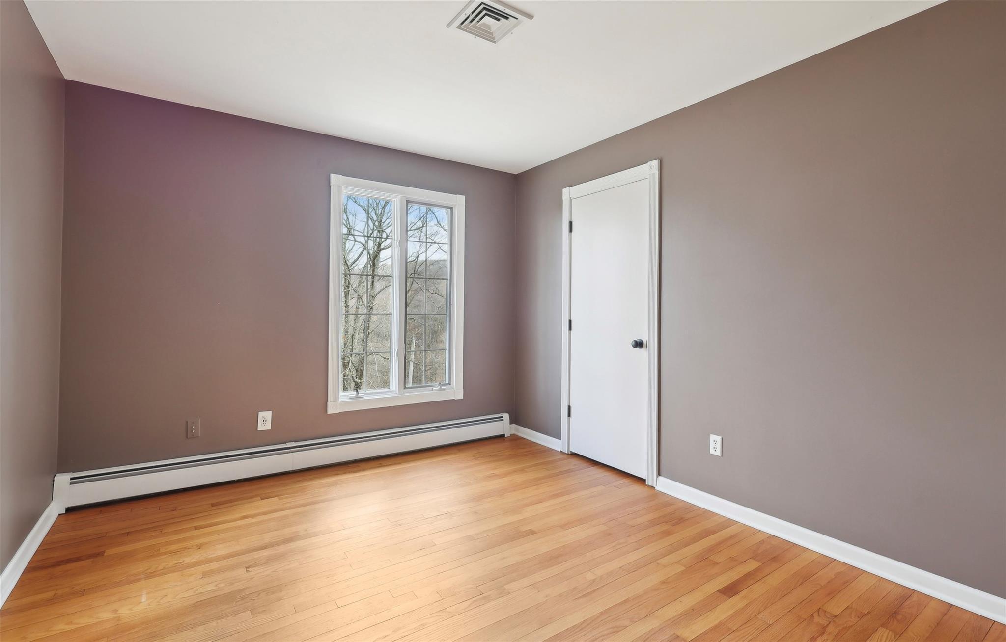 Single Family Old Mt Peter  Orange County, NY 10990, MLS-844985-19