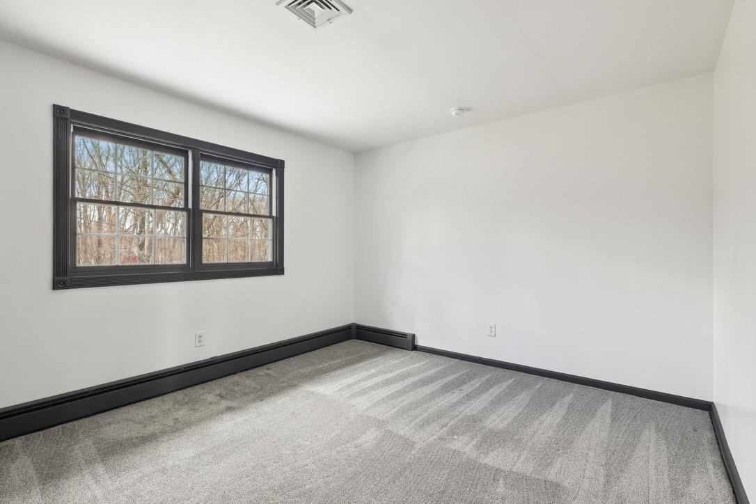 Single Family Old Mt Peter  Orange County, NY 10990, MLS-844985-24