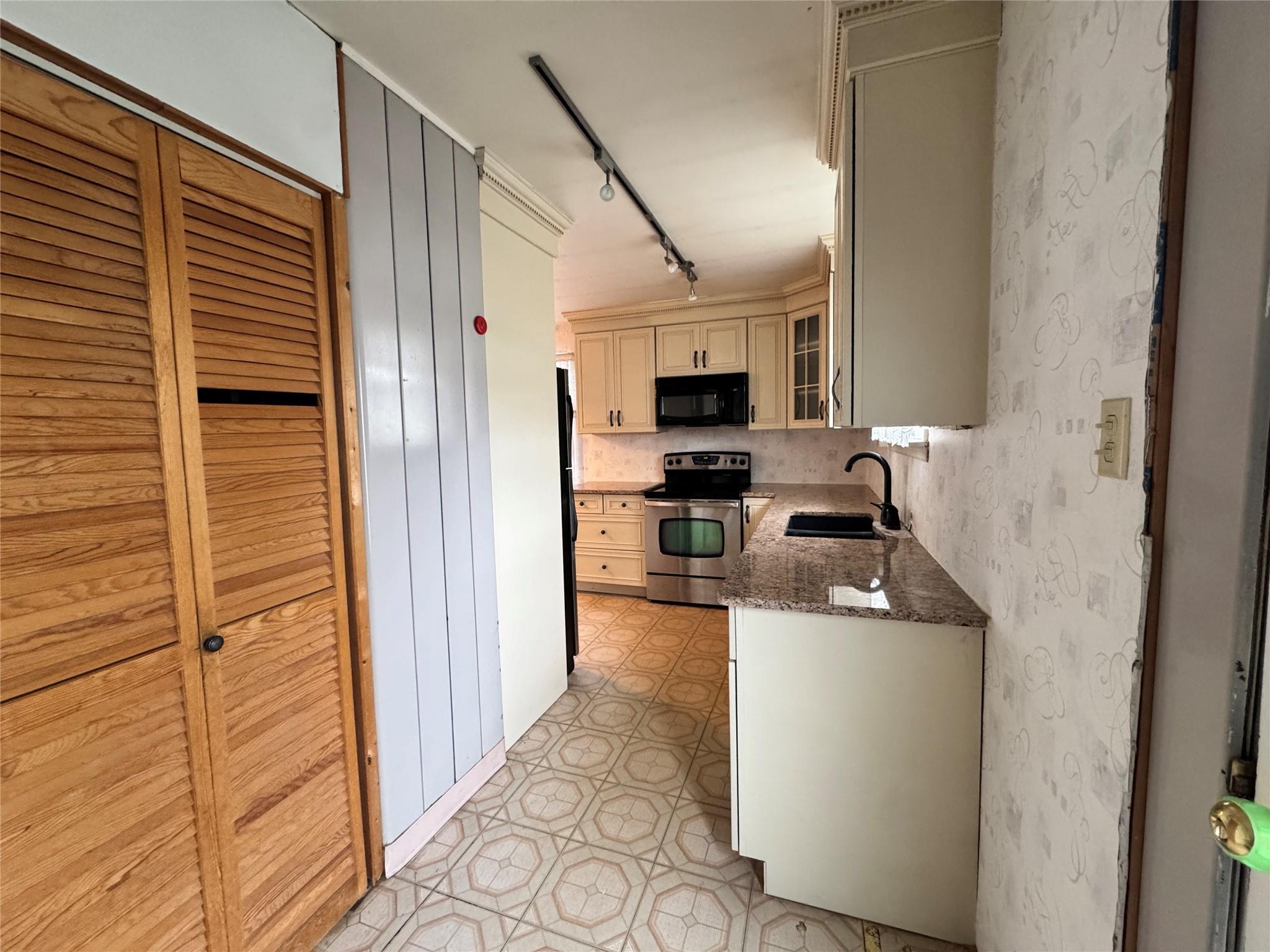 Single Family Brightwood  Rockland County, NY 10965, MLS-844988-7
