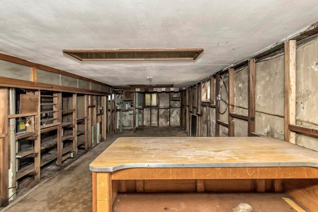 Single Family Alice  Nassau County, NY 11710, MLS-844993-38