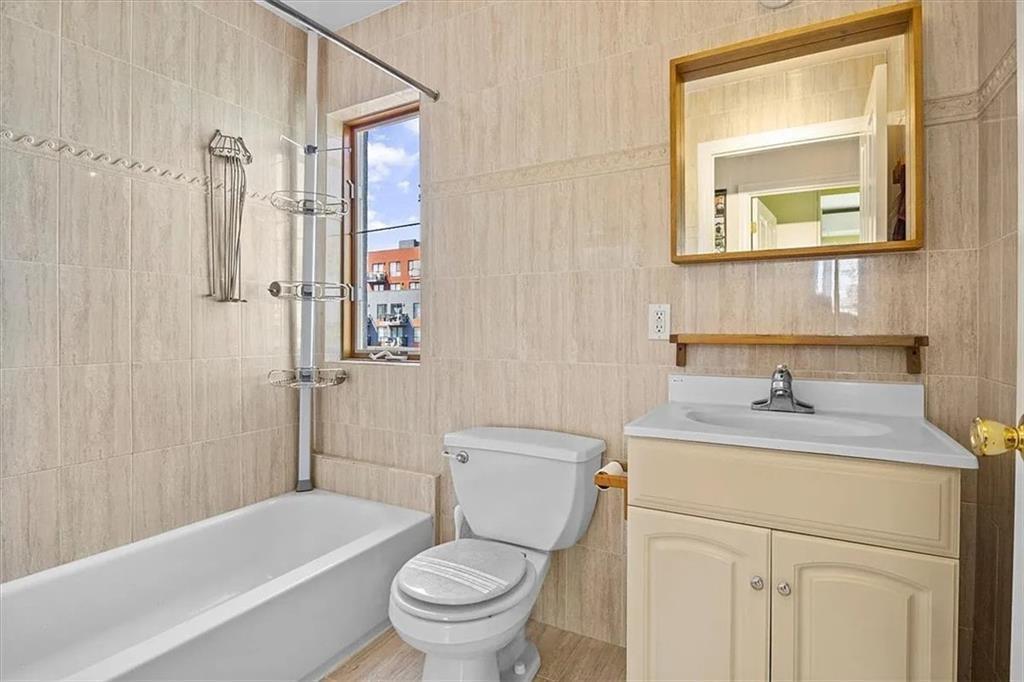 Condo Brighton 4th  Brooklyn, NY 11235, MLS-844997-11