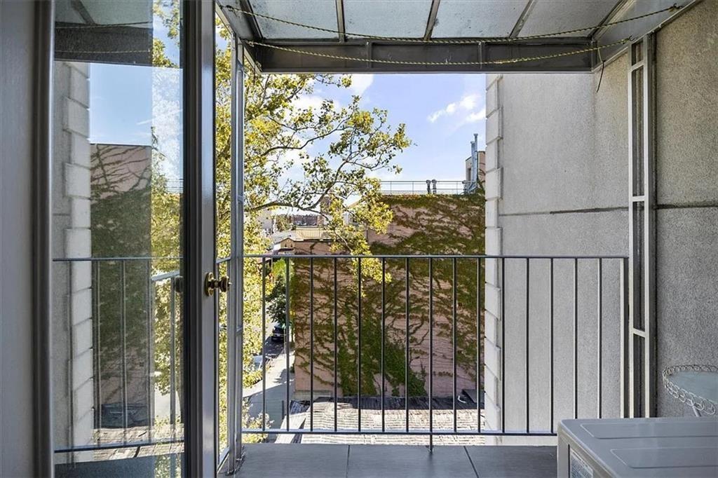 Condo Brighton 4th  Brooklyn, NY 11235, MLS-844997-13