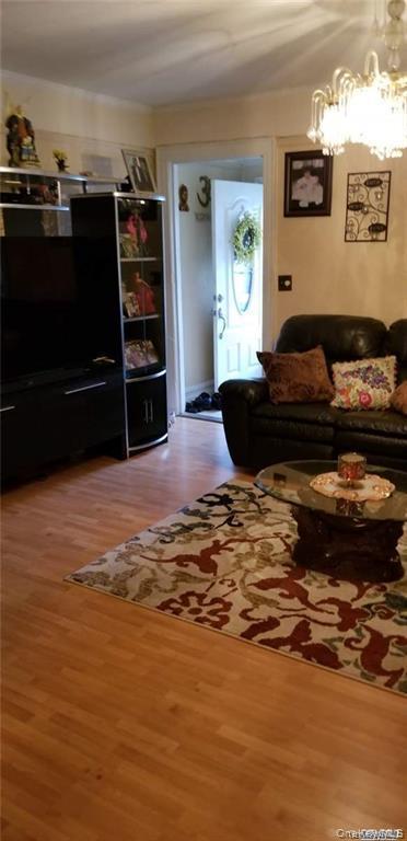 Single Family 110th Queens, NY 11412, MLS-845000-6