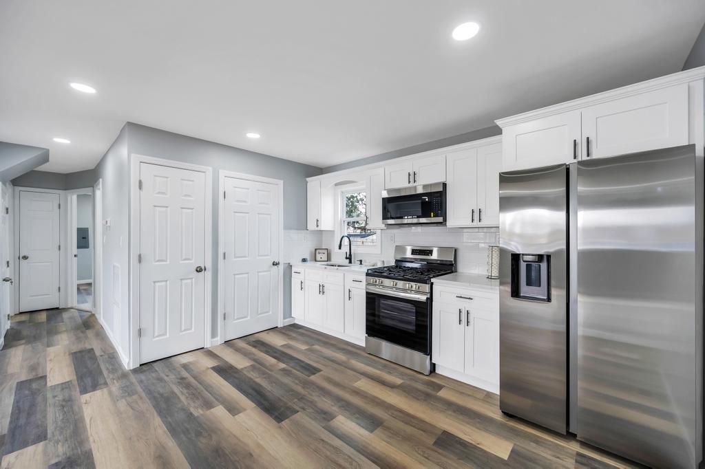 Single Family New  Suffolk County, NY 11798, MLS-845001-11
