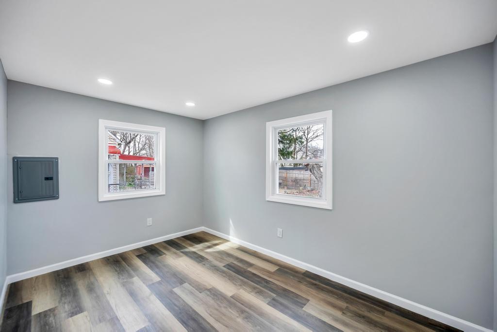 Single Family New  Suffolk County, NY 11798, MLS-845001-21