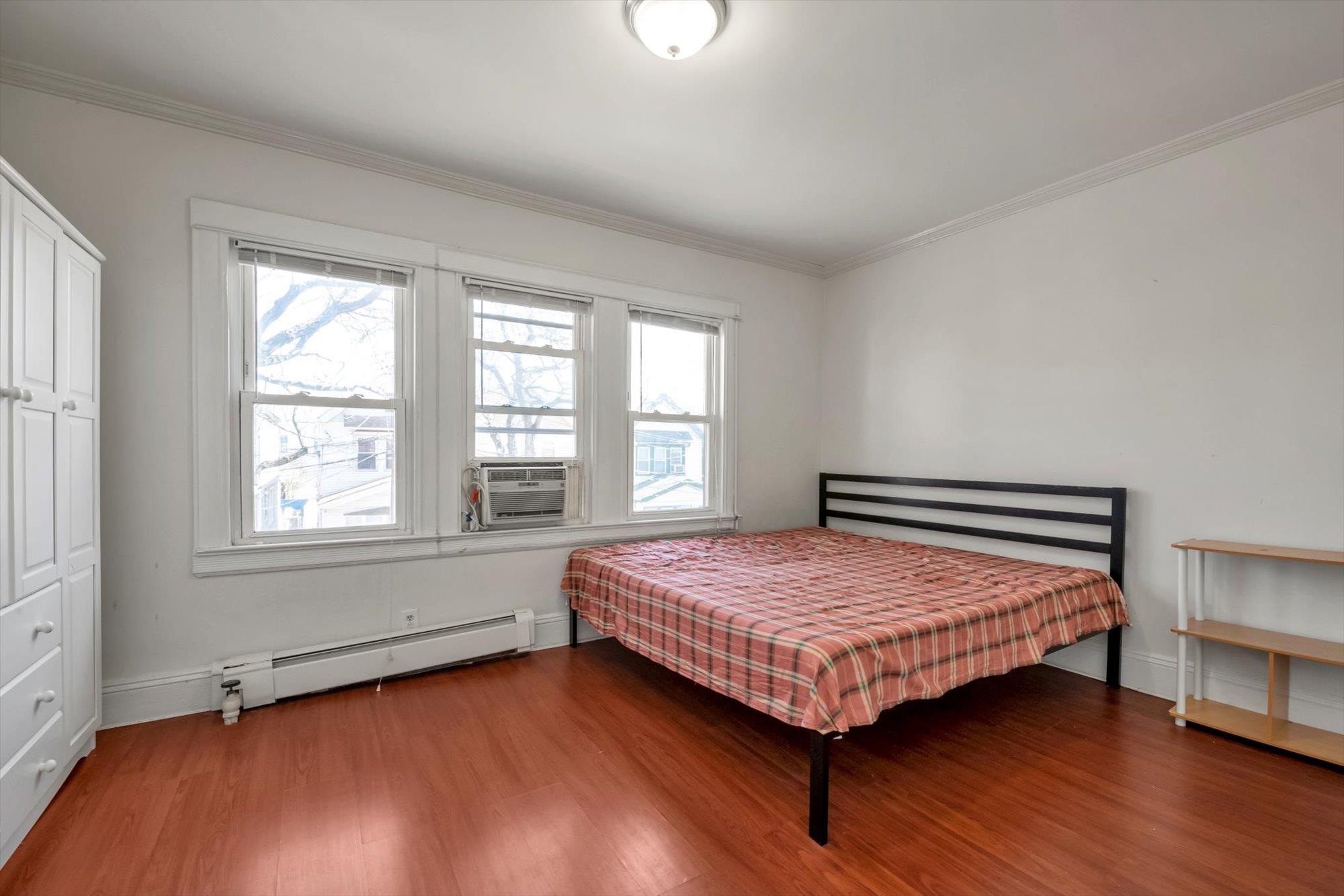 Single Family 77 St  Queens, NY 11421, MLS-845013-10