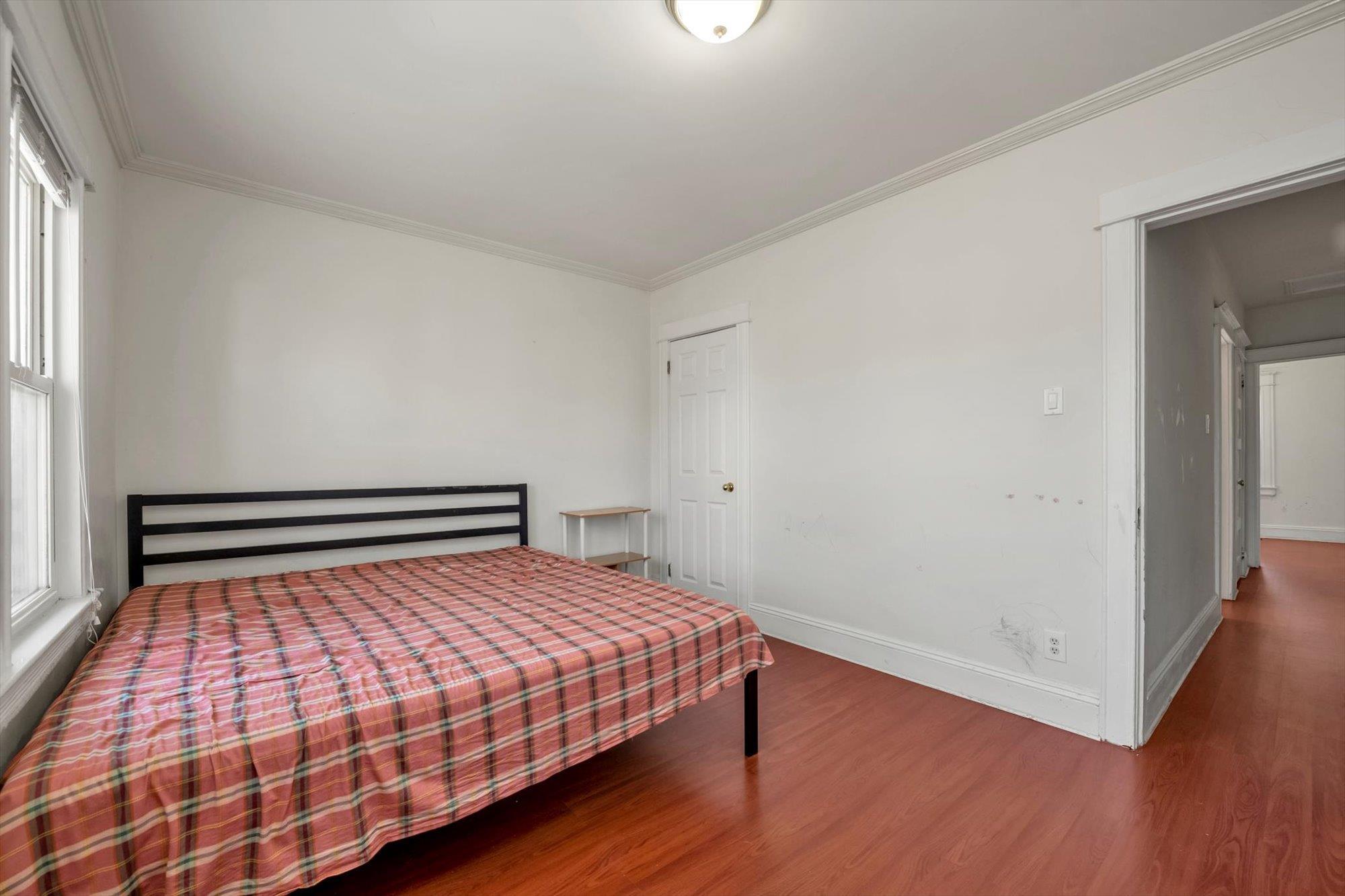 Single Family 77 St  Queens, NY 11421, MLS-845013-11