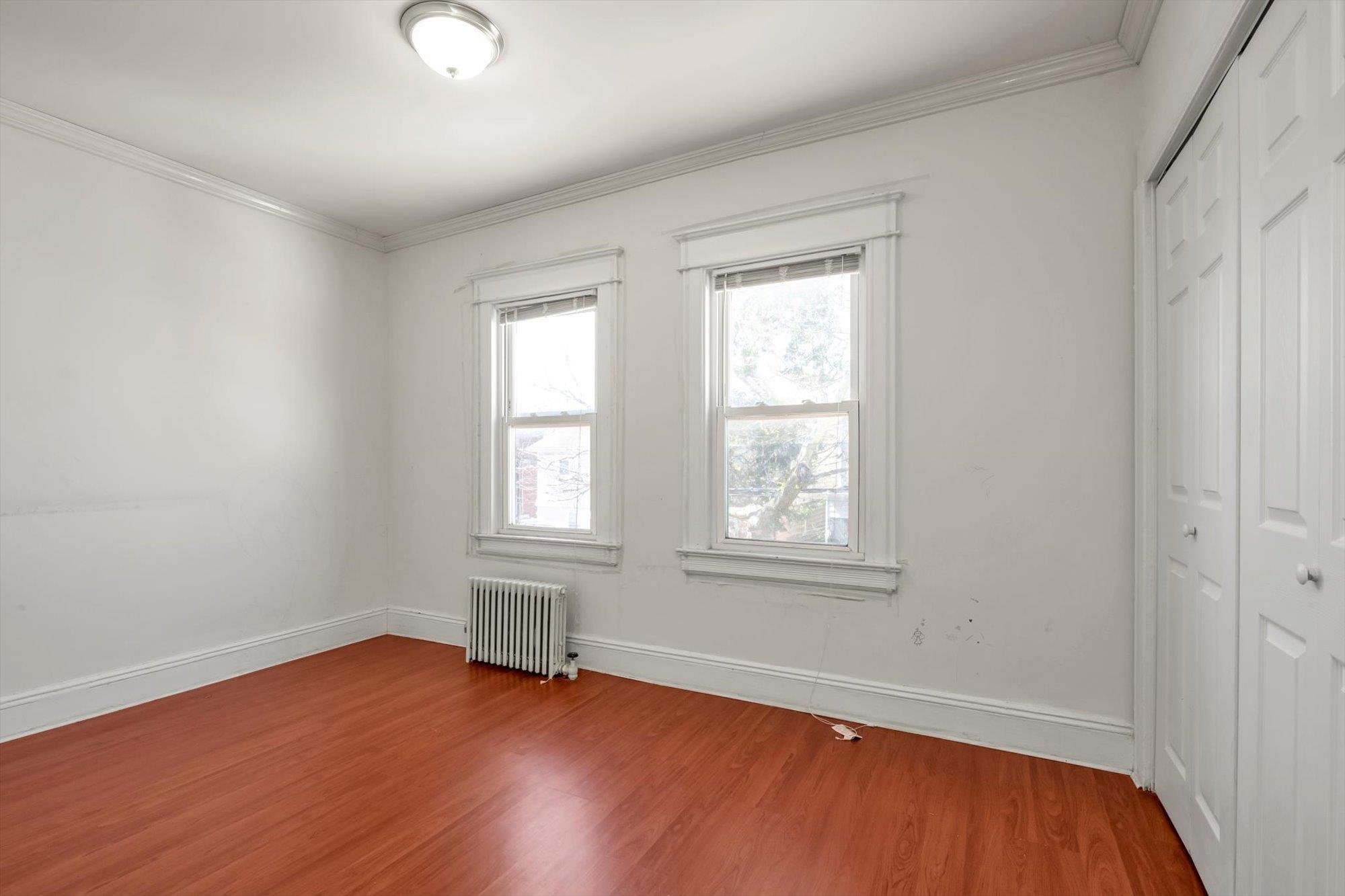 Single Family 77 St  Queens, NY 11421, MLS-845013-12