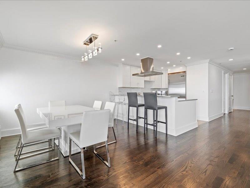 Condo Broadway  Nassau County, NY 11561, MLS-845018-15