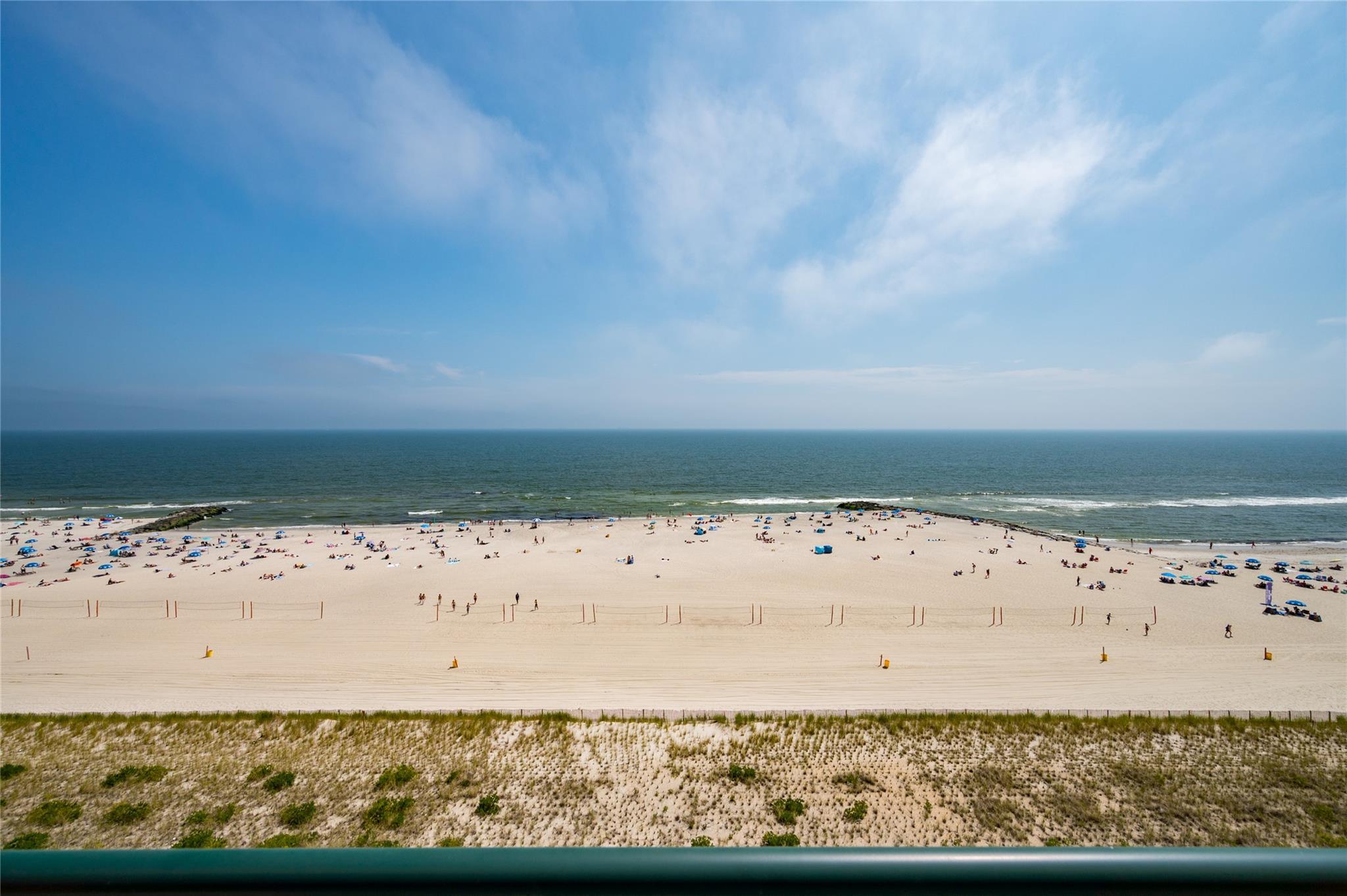 Condo Broadway  Nassau County, NY 11561, MLS-845018-5