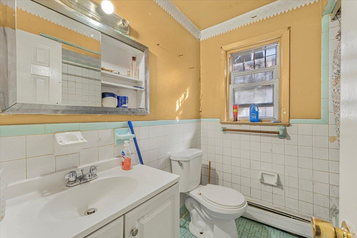 Single Family Atlantic  Queens, NY 11419, MLS-845061-14