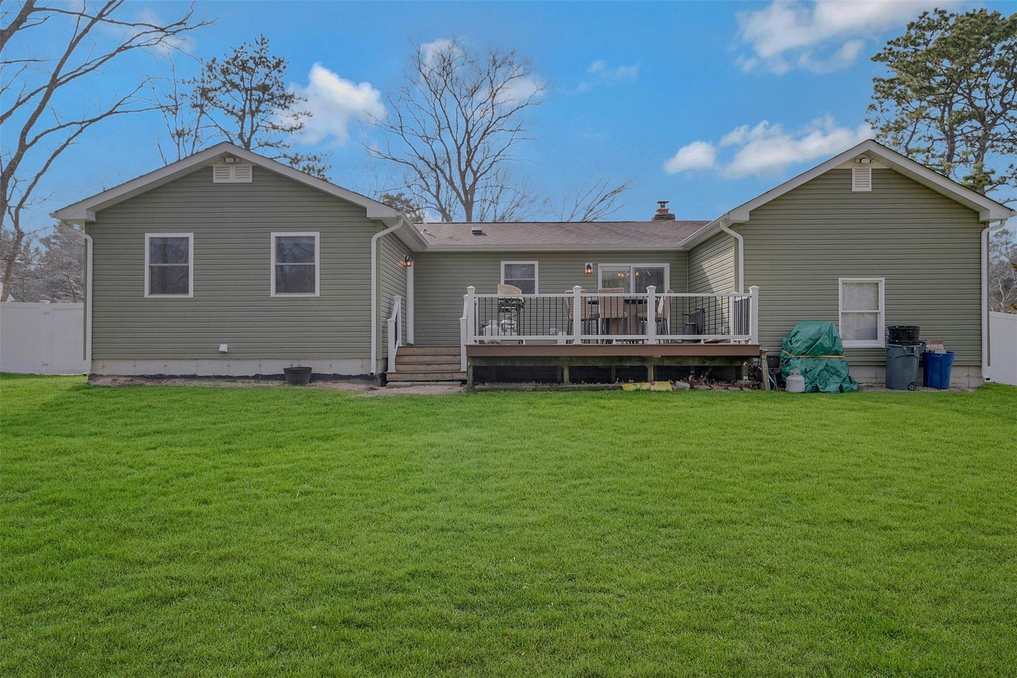 Single Family Highview  Suffolk County, NY 11933, MLS-845138-27