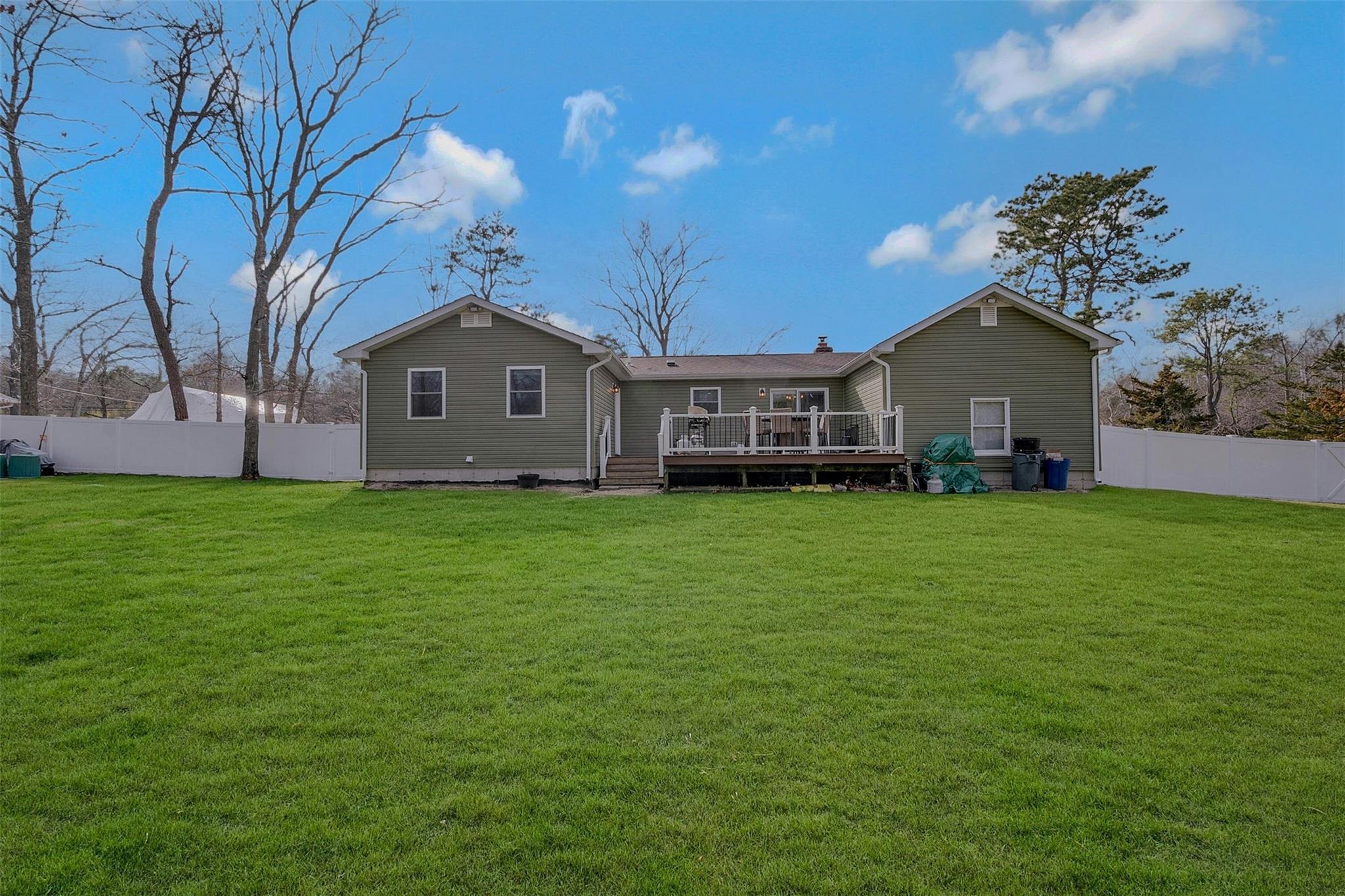 Single Family Highview  Suffolk County, NY 11933, MLS-845138-28