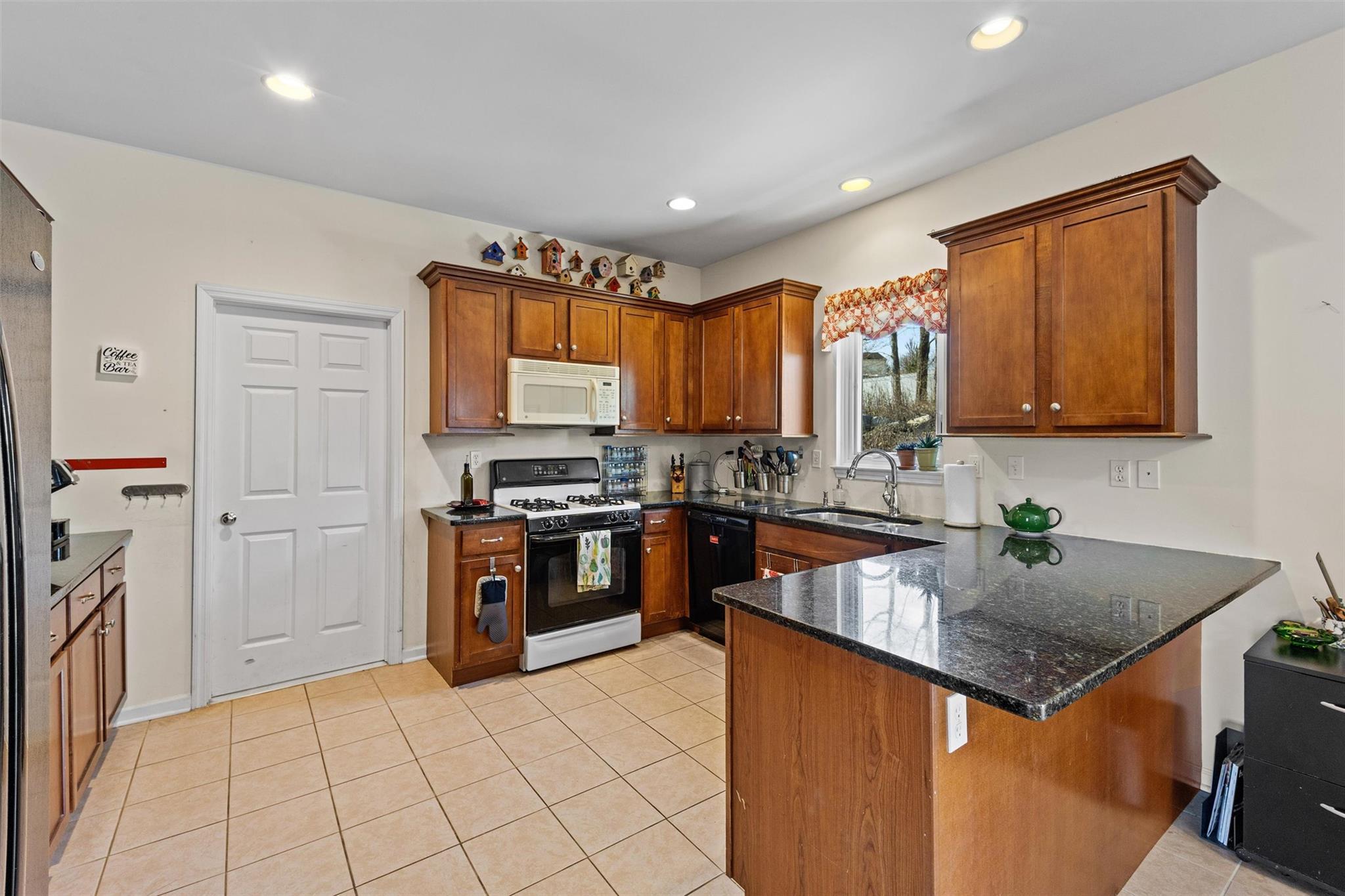 Single Family Arcadian  Dutchess County, NY 12524, MLS-845153-17
