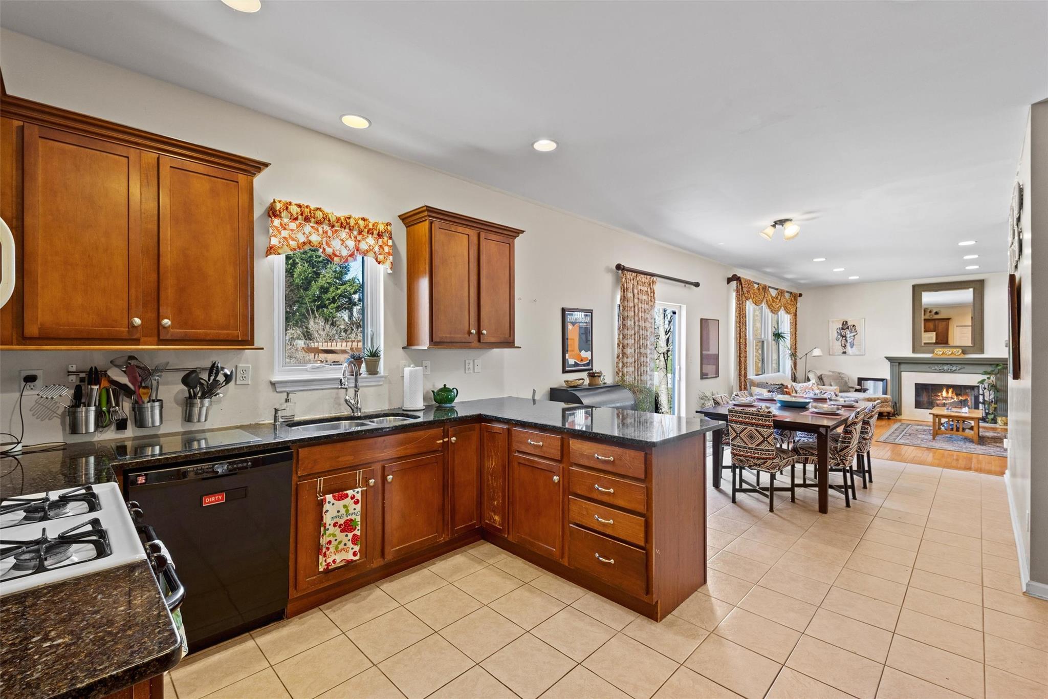 Single Family Arcadian  Dutchess County, NY 12524, MLS-845153-18