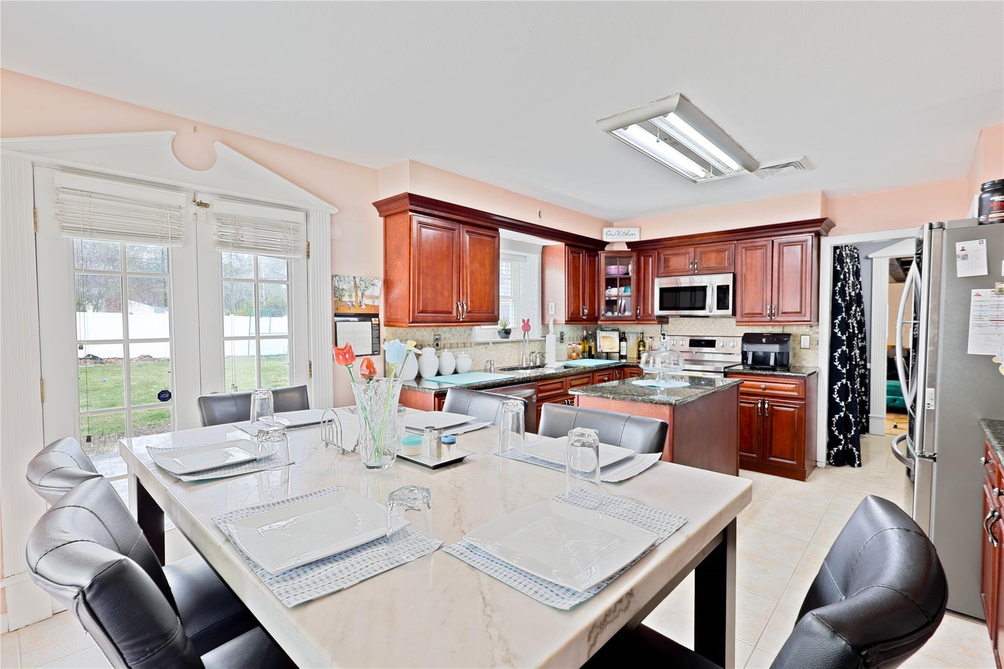 Single Family Winfield Davis  Suffolk County, NY 11727, MLS-845156-10