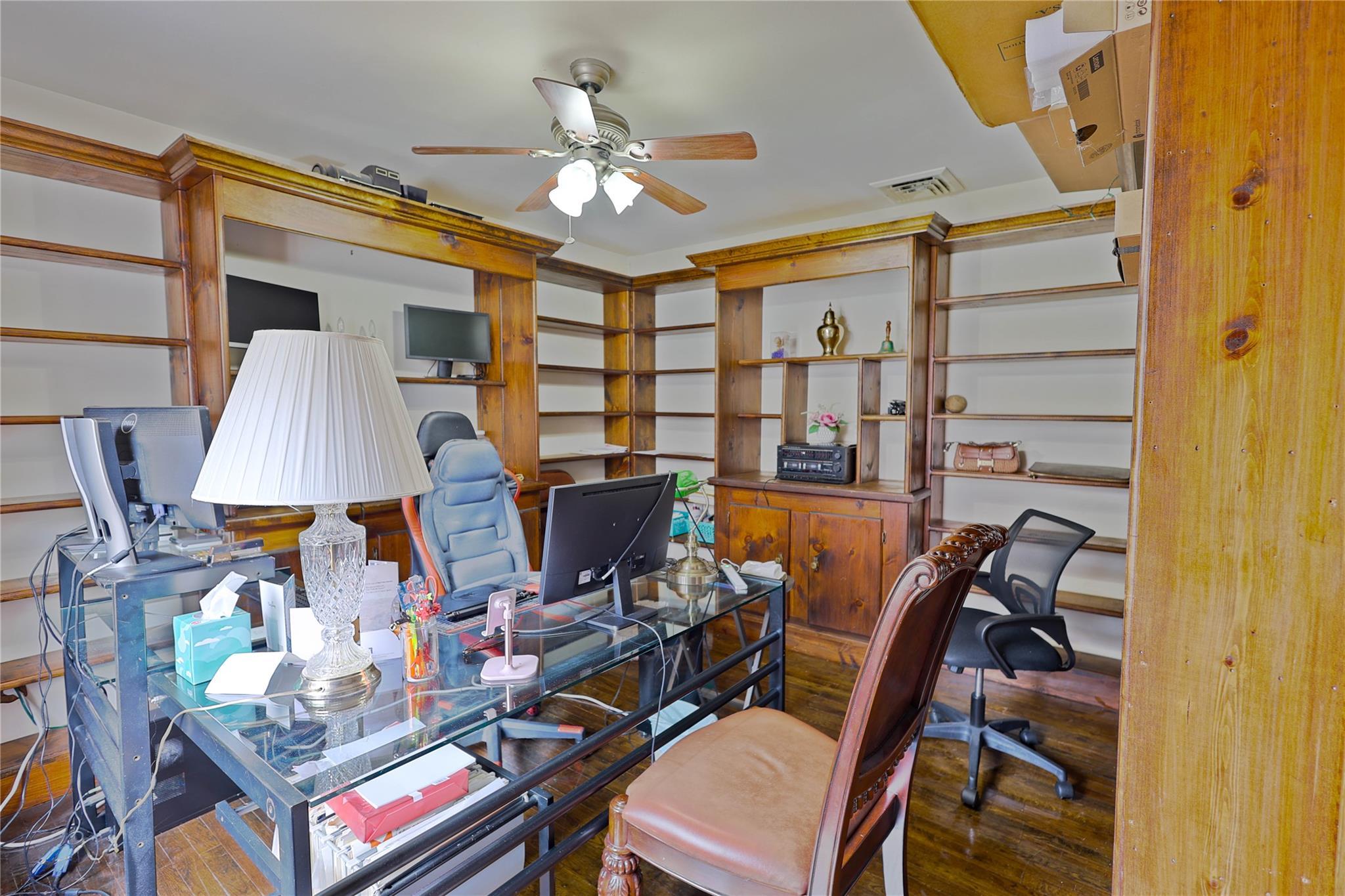 Single Family Winfield Davis  Suffolk County, NY 11727, MLS-845156-12
