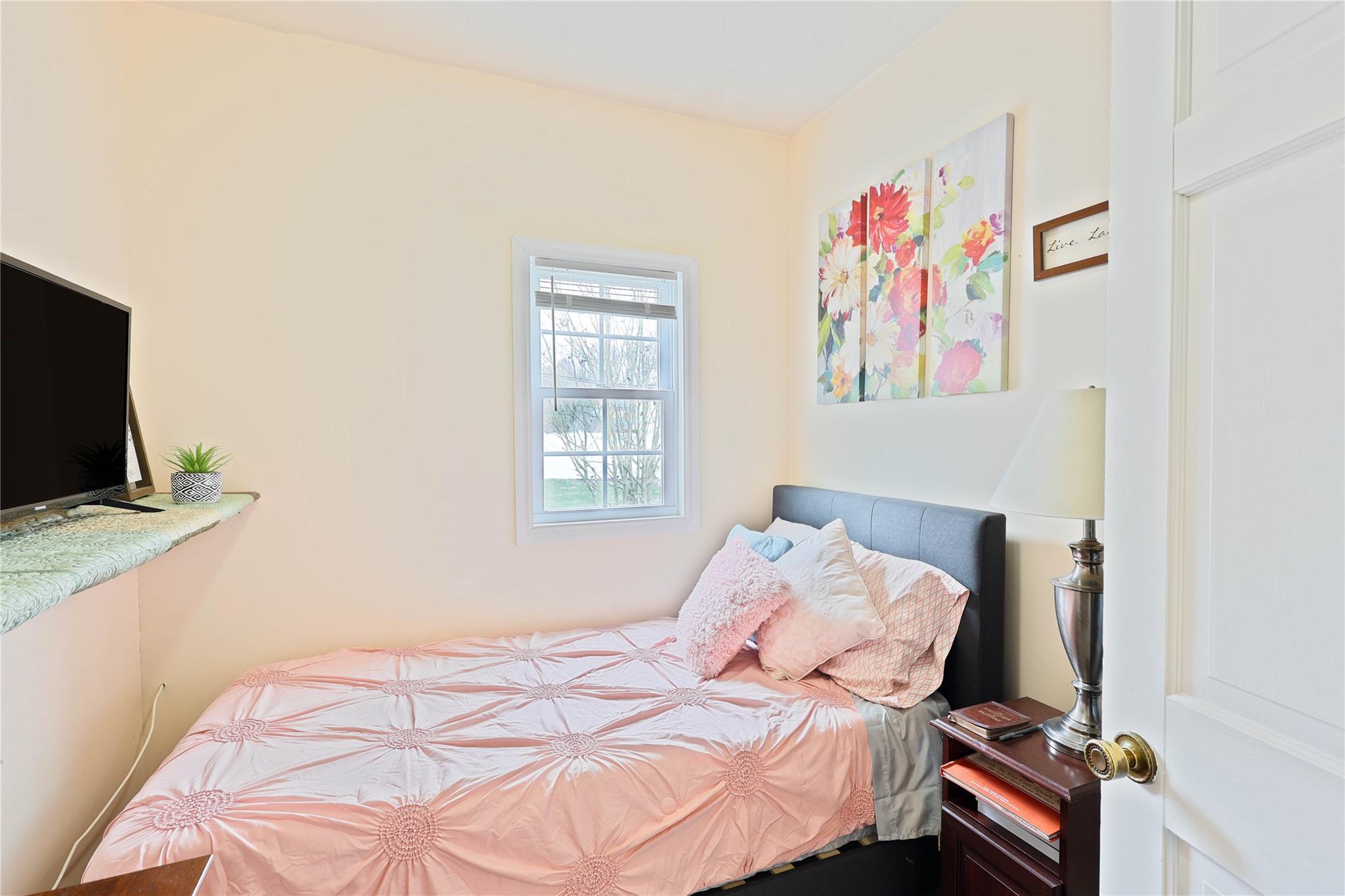 Single Family Winfield Davis  Suffolk County, NY 11727, MLS-845156-13