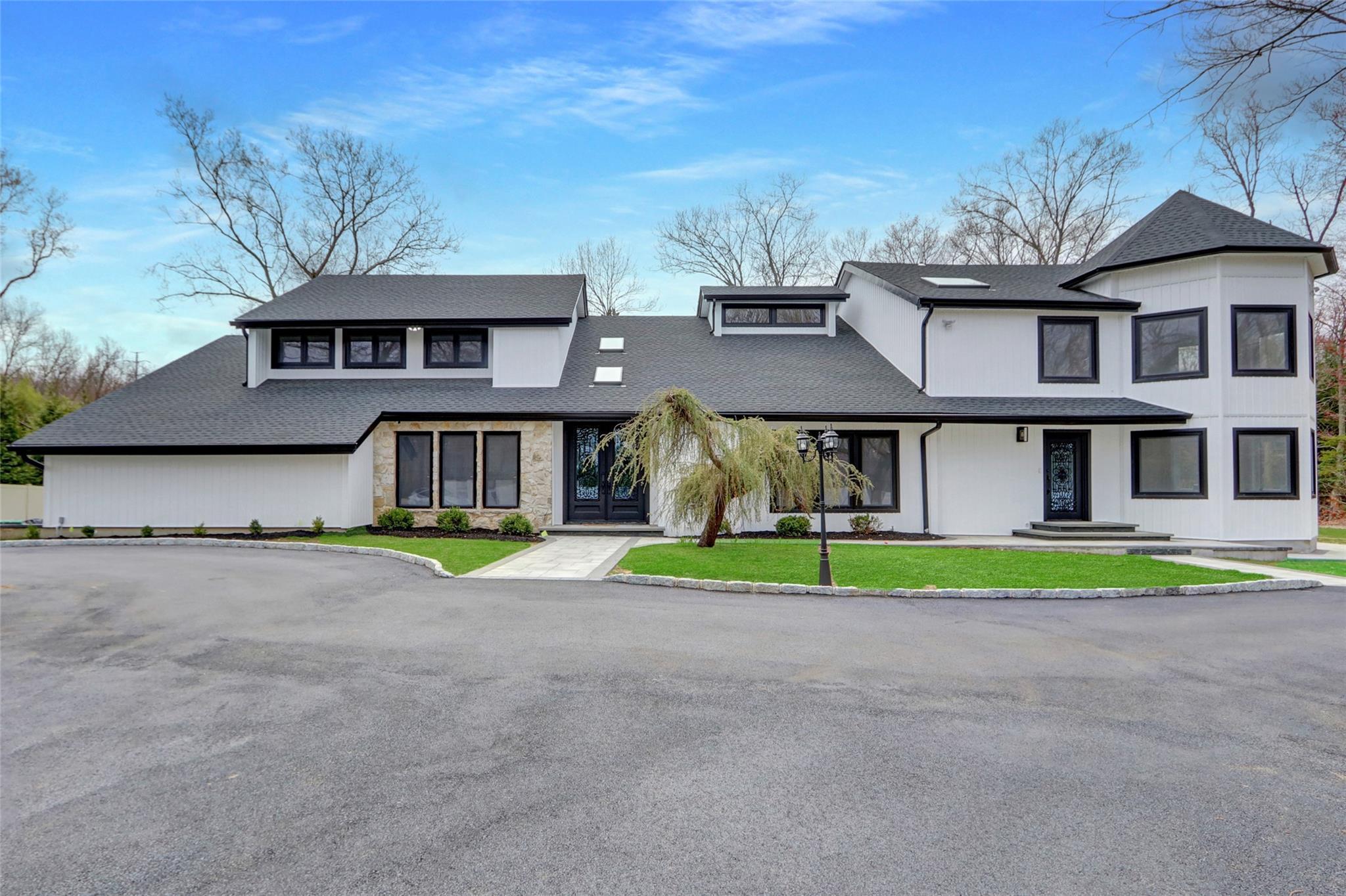 Single Family Daly  Suffolk County, NY 11731, MLS-845177-2