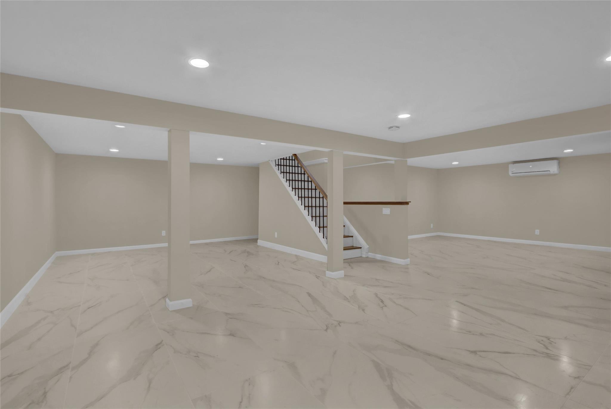 Single Family Daly  Suffolk County, NY 11731, MLS-845177-28