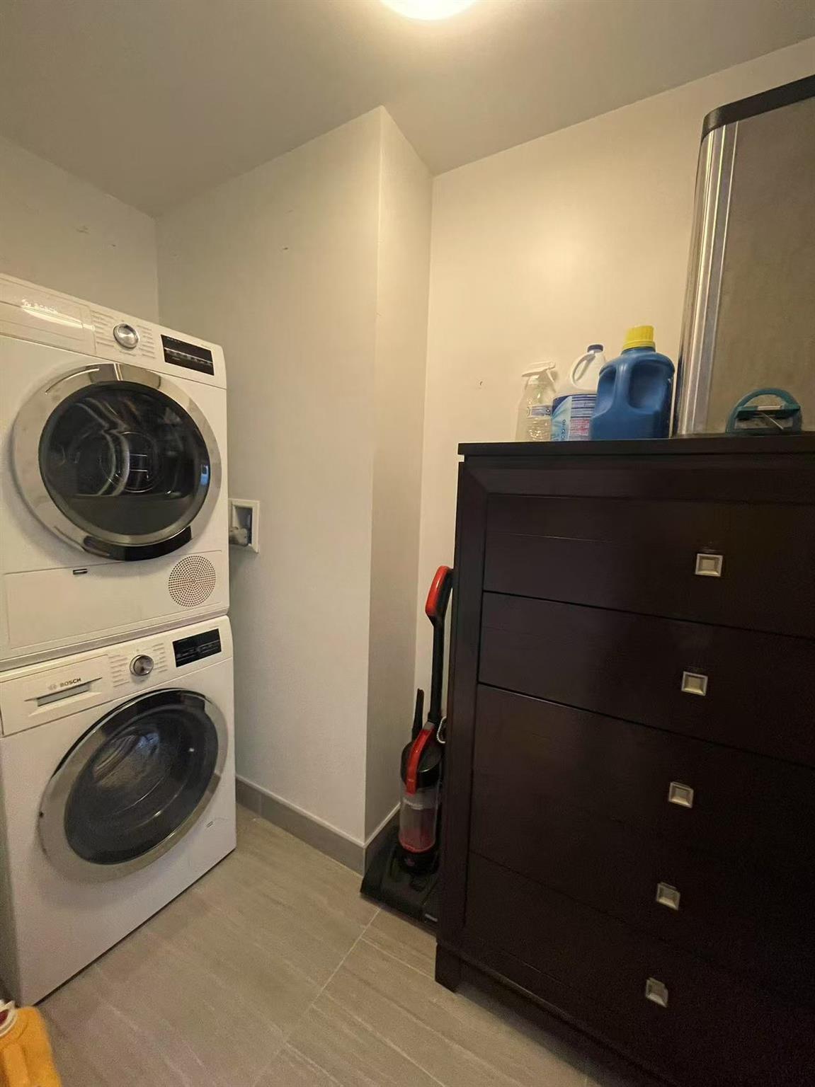 Condo 39th  Queens, NY 11354, MLS-845257-17