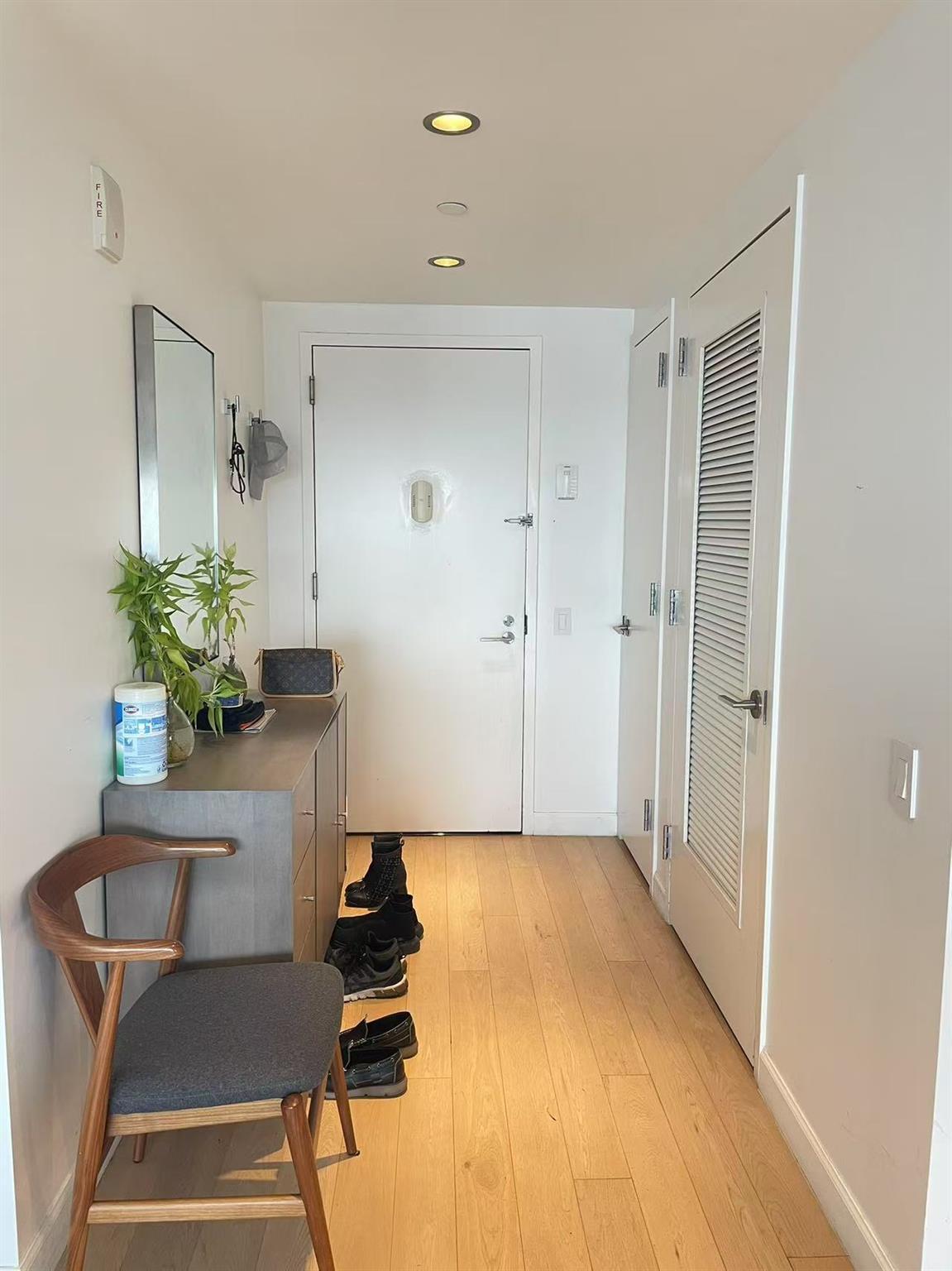 Condo 39th  Queens, NY 11354, MLS-845257-18