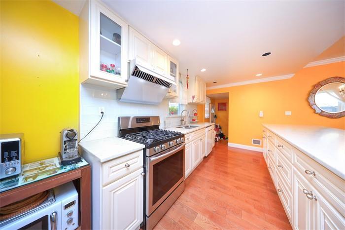 Single Family 157th  Queens, NY 11354, MLS-845258-8