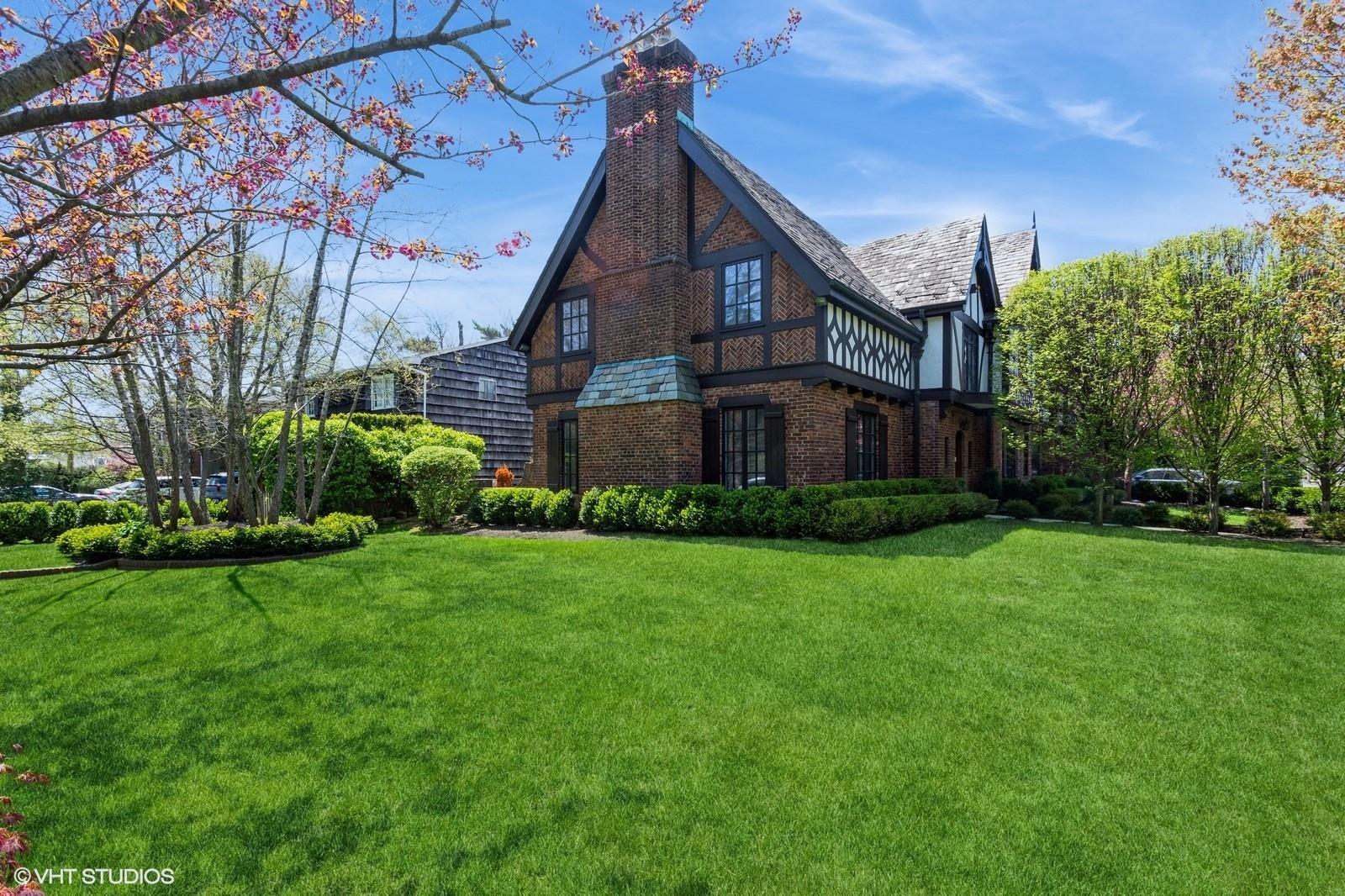 Single Family Sutton  Nassau County, NY 11559, MLS-845278-45